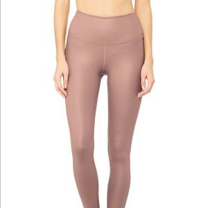 Alo Yoga HiWaist Airlift Legging XS Smoky Quartz